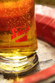 Stiegl Goldbraeu Glas Fass.jpg