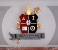 Wappen und Inschrift im Abt Nicolaus-Saal.jpg