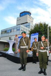 2011 10 05 Tower Salzburg Spatenstich 10.jpg
